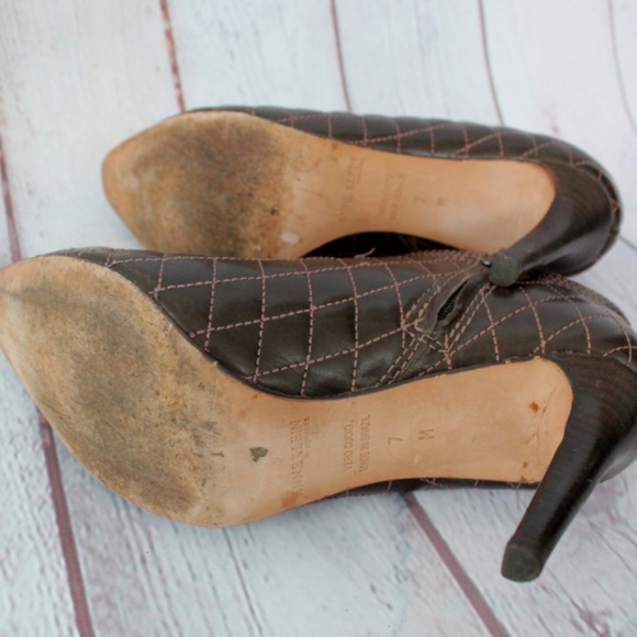 Anne Klein vintage quilted high hills booties - Picture 4 of 4